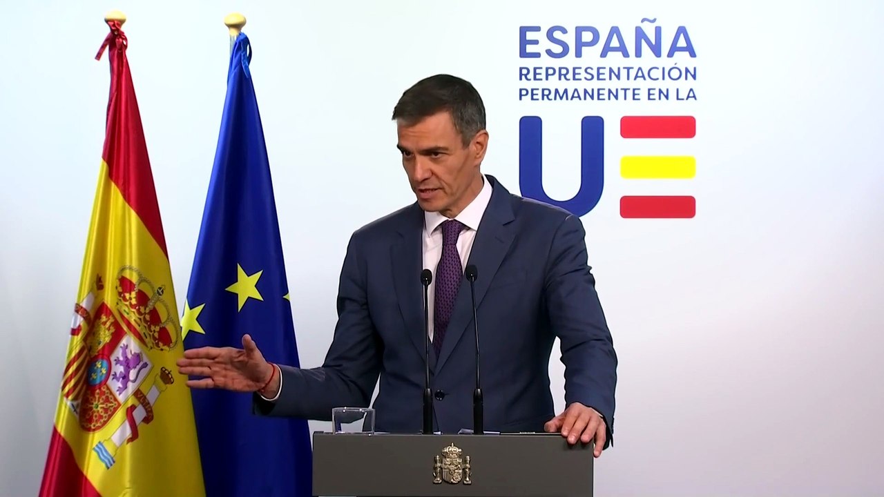 Sánchez evita responder si Zapatero debería devolver las joyas