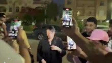 أشرف ذكي نقيب المهن التمثيلية وهند عاكف في عزاء الفنان الراحل محمد مرزبان