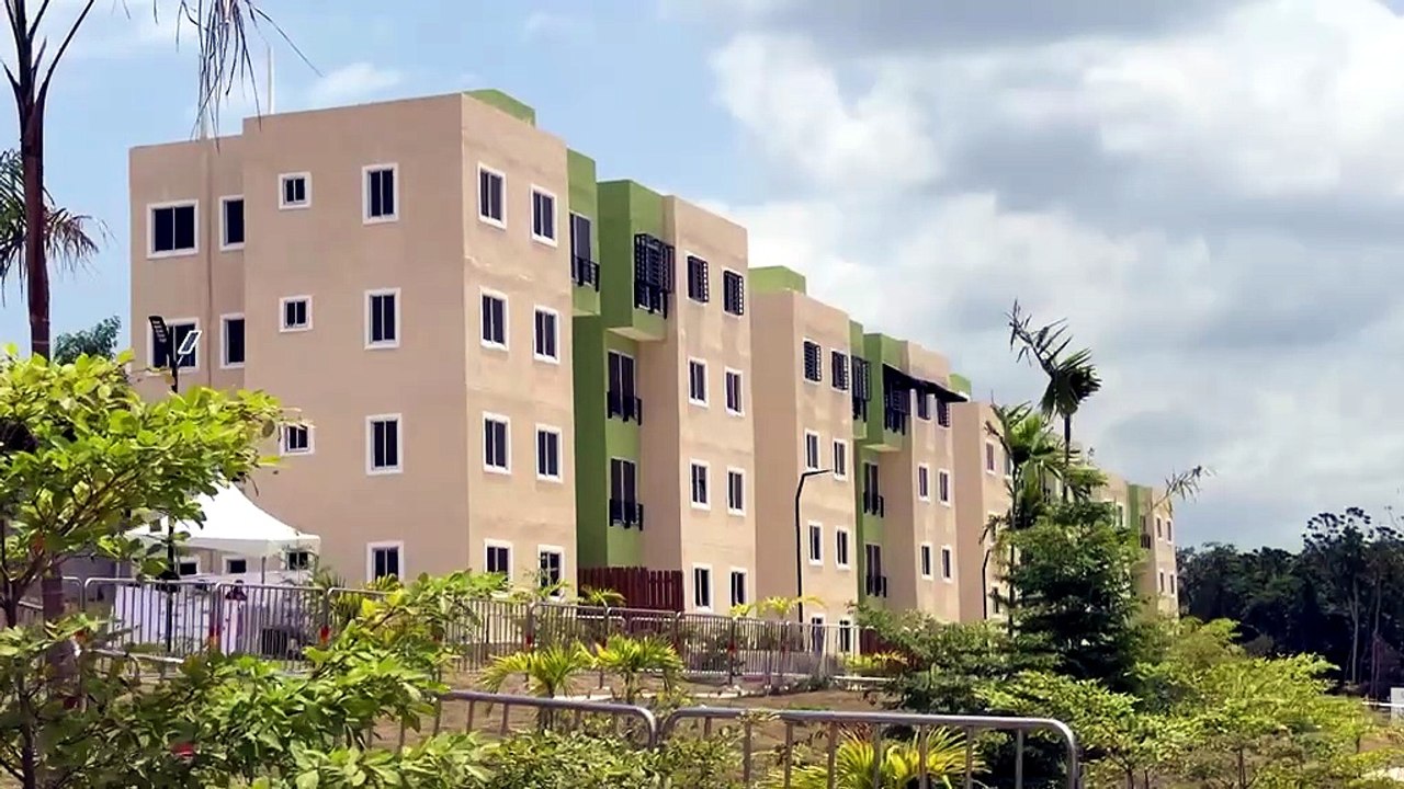 Banreservas financia 700 apartamentos del residencial San José entregados por el presidente Abinader