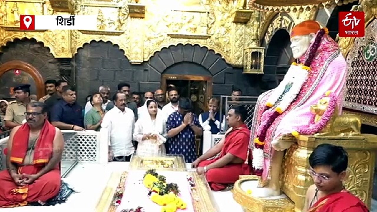 झारखंडचे मुख्यमंत्री हेमंत सोरेन यांनी घेतलं शिर्डी साईबाबांचं दर्शन, म्हणाले 'दर्शनानं संकटांशी लढण्याचा आत्मविश्वास येतो'