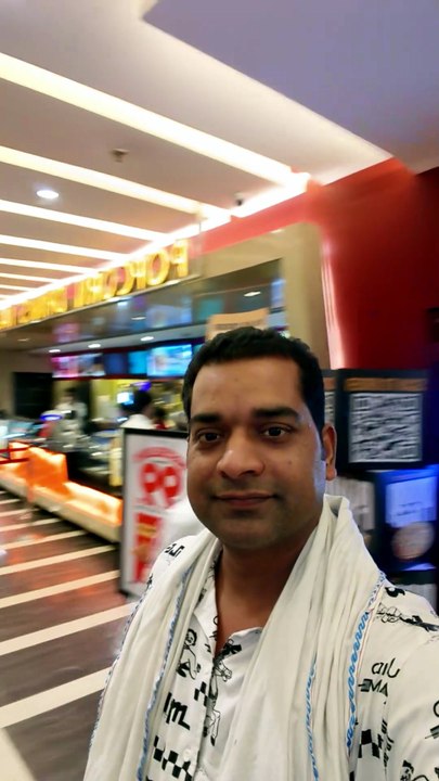 Vinayak City Centre Prayagraj Part 3 | PVR Inside Tour, Governor Movie & Cinema Experience
