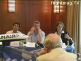 Ryanair: conferenza a luci rosse