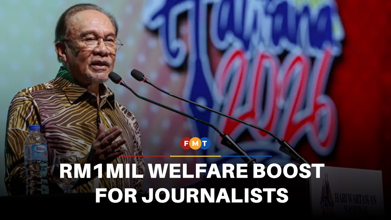 Anwar announces RM1mil boost for journalists’ welfare fund