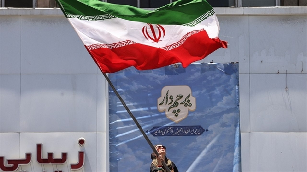 Trump Seeks Iran Offramp