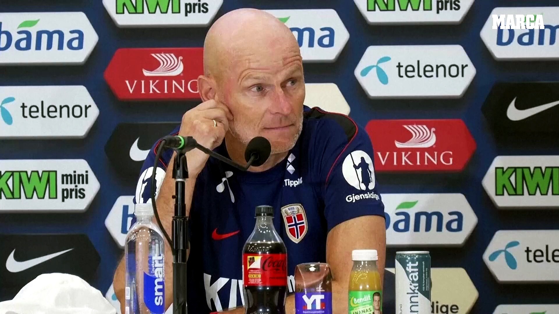 Solbakken bromea sobre los 1.000 kg de comida: "Si el salmón sigue ahí dentro de tres semanas, no lo sé"