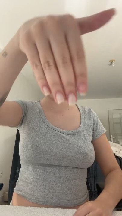 Nails o