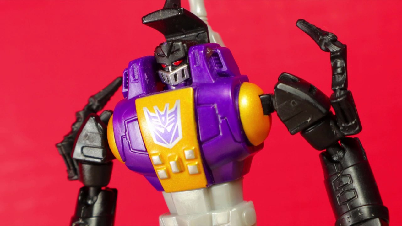 TRANSFORMERS: Generations Combiner Wars BOMBSHELL | Canadia' Reviewer #275