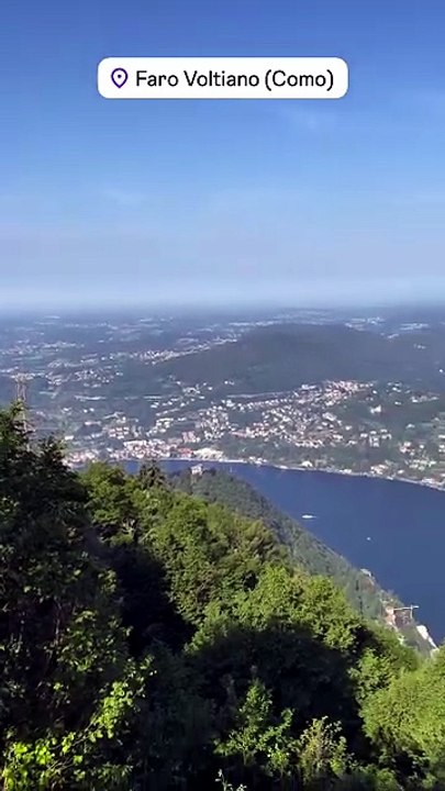 🇮🇹 23_05_2026 La vue sur le Lac de Come depuis le Phare Faro Voltiano à Brunate. #italie.mp4