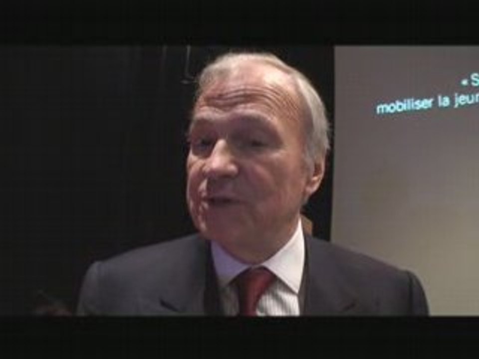 Claude Bébéar et le service civique