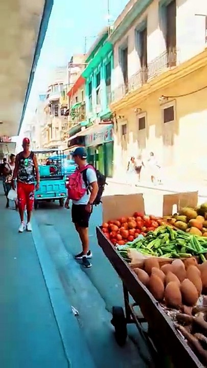 La Havane – Rue Neptuno (Centro Habana)