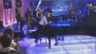 Alicia keys - no one (live tyra banks 2007)