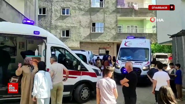 Diyarbakır’da sürücüsünün direksiyon hakimiyetini kaybettiği otomobil şarampole devrildi