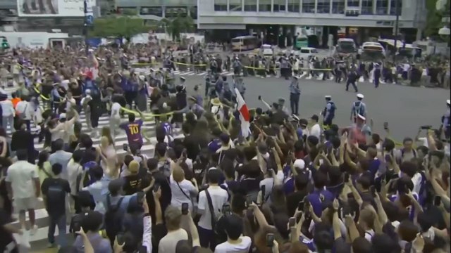 ¡Otra vez! La afición en Japón celebrando como no lo haría jamás ninguna de las 211 selecciones que hay en FIFA