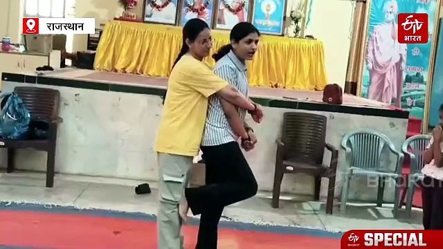 International Yoga Day : 2018 में योग की शुरुआत, कीर्ति ने अब तक हजारों छात्राओं को सिखाए आत्मरक्षा के गुर