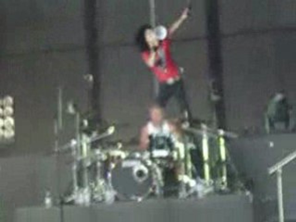 21.06.08 . Début Schrei TOKIO HOTEL