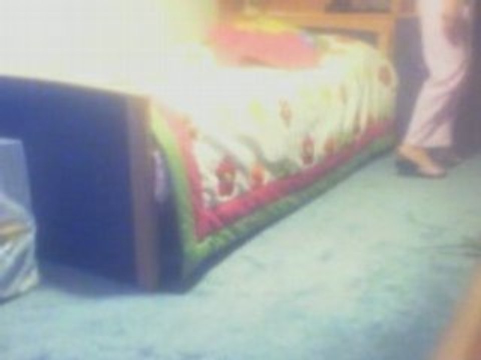 Yaprak - Yanımda Yürü