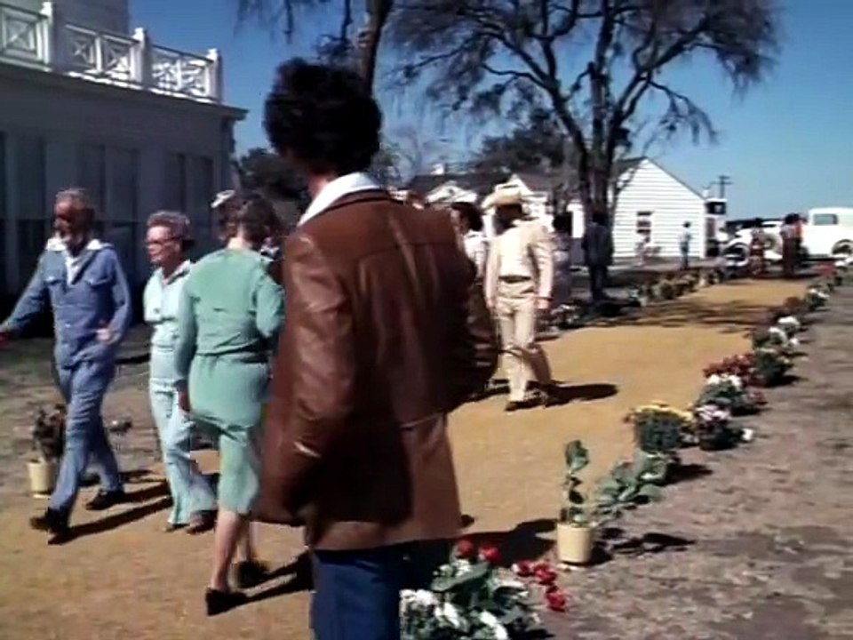 Dallas S01E05 Barbecue