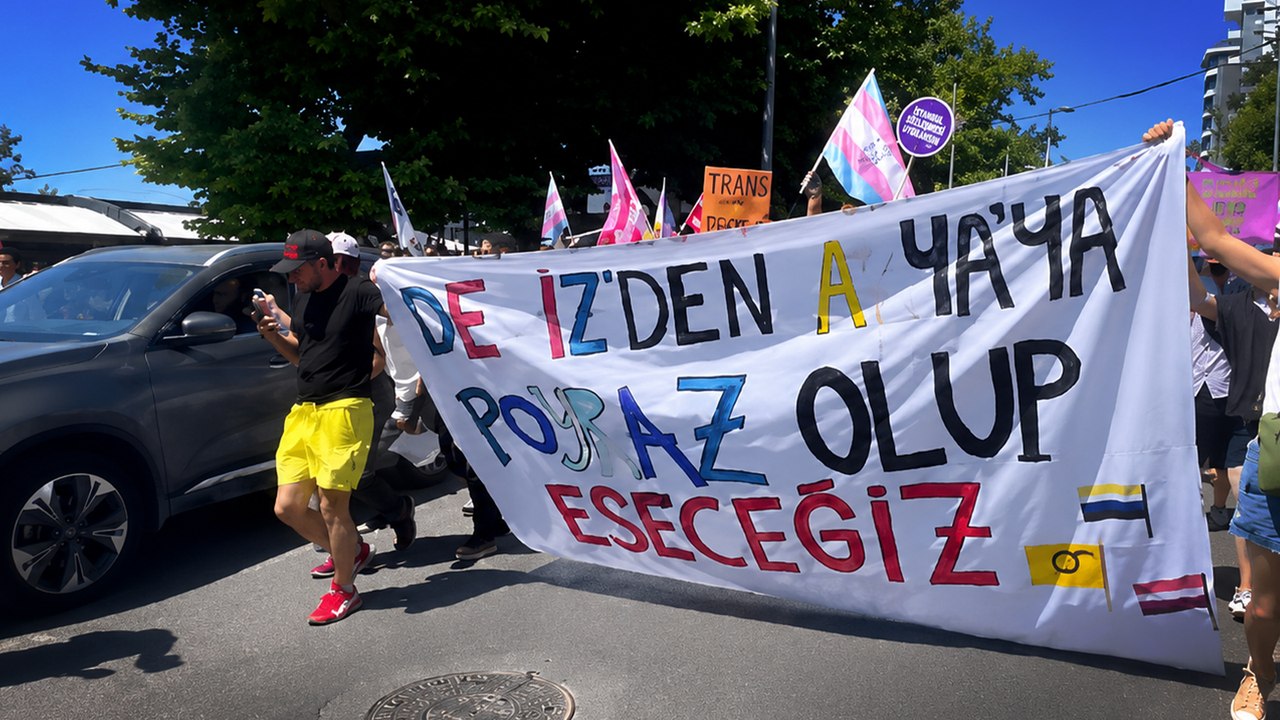 12. İstanbul Trans Onur Yürüyüşü yasağa karşı gerçekleşti