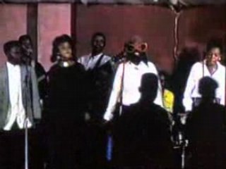 NGADIOS AVEC CHIC CHOC LOYENGE