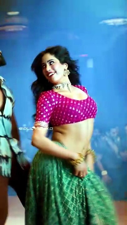 Janhvi’s here .....#janhvikapoor #janhvikapoorfans #janhvikapoorfanclub