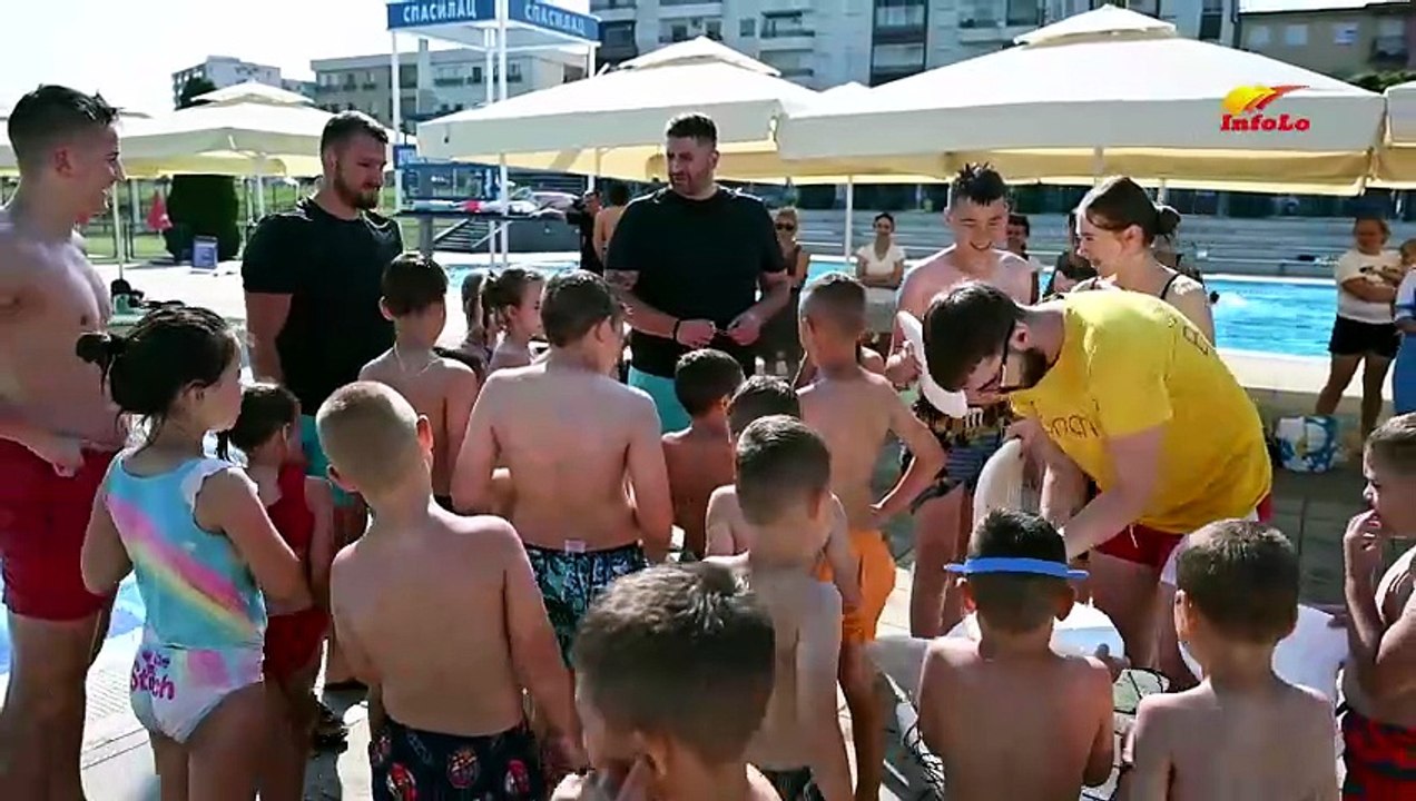 Počela škola plivanja na bazenima Lagator
