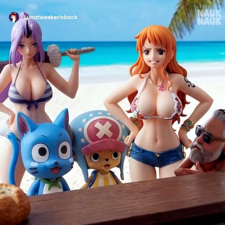 One piece cross over  ordered seafood in San Francisco Fisherman's wharf