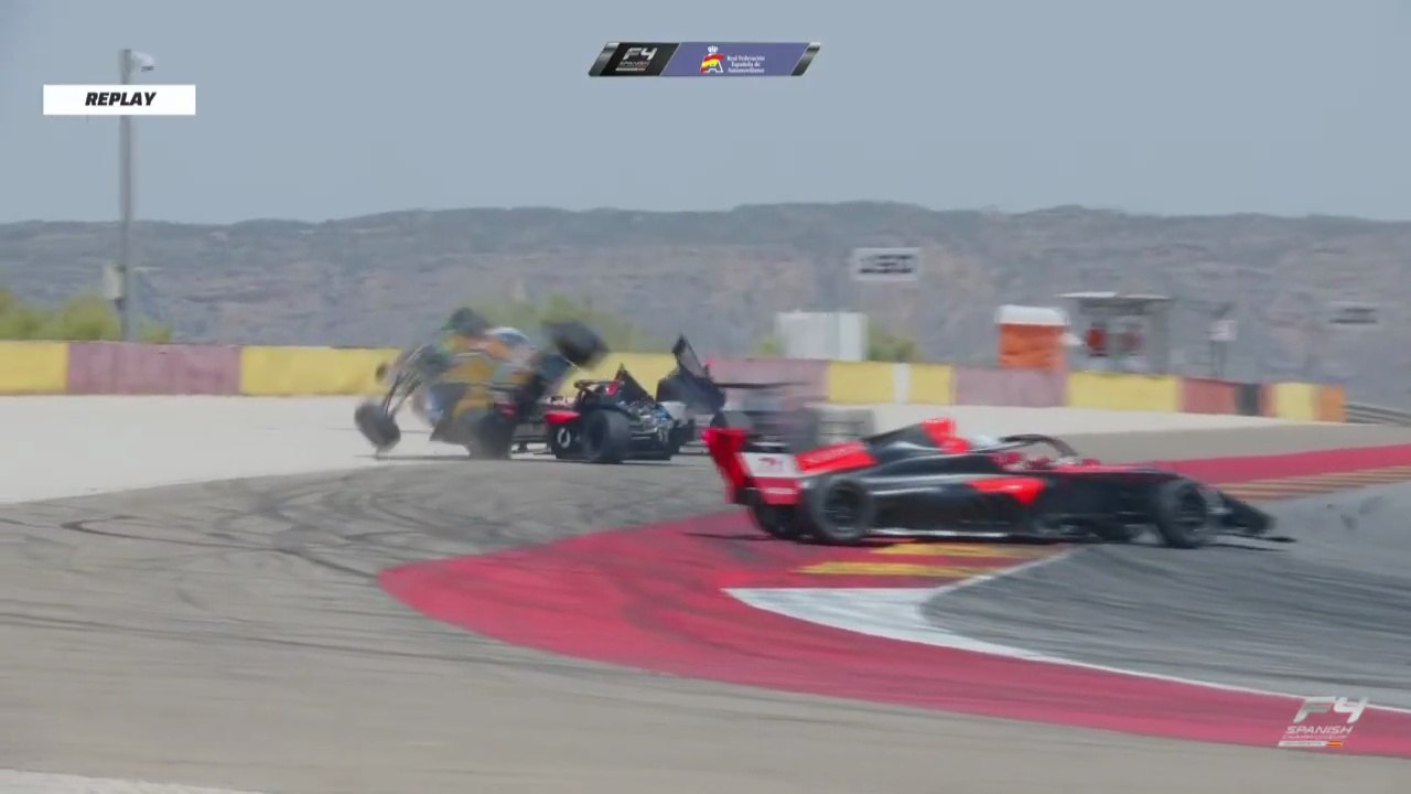 F4 Spanish Championship 2026 Aragon Race 1 Big Crash