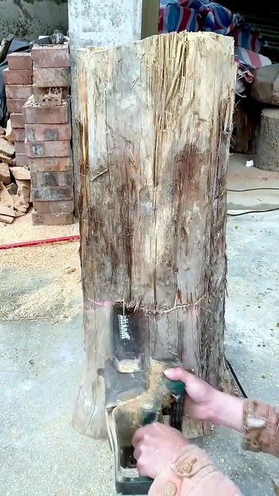 From Giant Log to Stunning Wooden Chair!