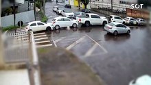 Engavetamento com seis veículos é registrado no Centro de Cascavel