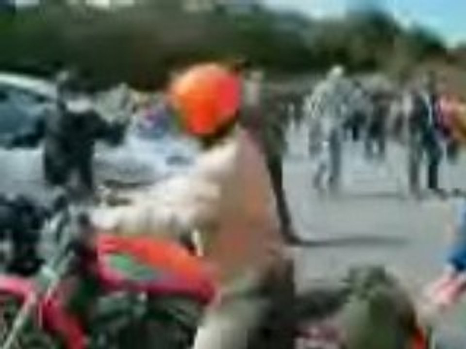 2004 KOBE Sportster meeting video 3/5
