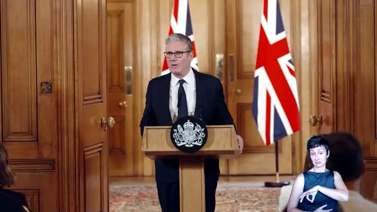 Starmer anuncia su dimisión como primer ministro de Reino Unido y como líder de los Laboristas