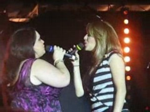 HODA ET MAGALIE VAE TU ES MON AUTRE GAGNY 210608