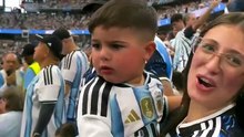 El hijo de Enzo Fernández, Benjamin disfrutó el triunfo de Argentina ante Austria en Dallas