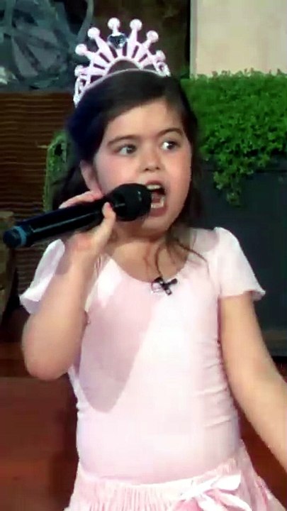 Then and now Sophia Grace and Rosie performing Super Bass #ellen #shorts | Echo Entertainment