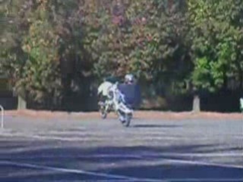 Stunt moto