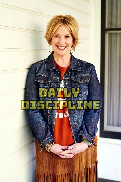 Your Daily Discipline Creates Your Future | Brené Brown Motivation
