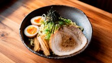 What Makes Dipping Ramen Taste Richer? 🔥