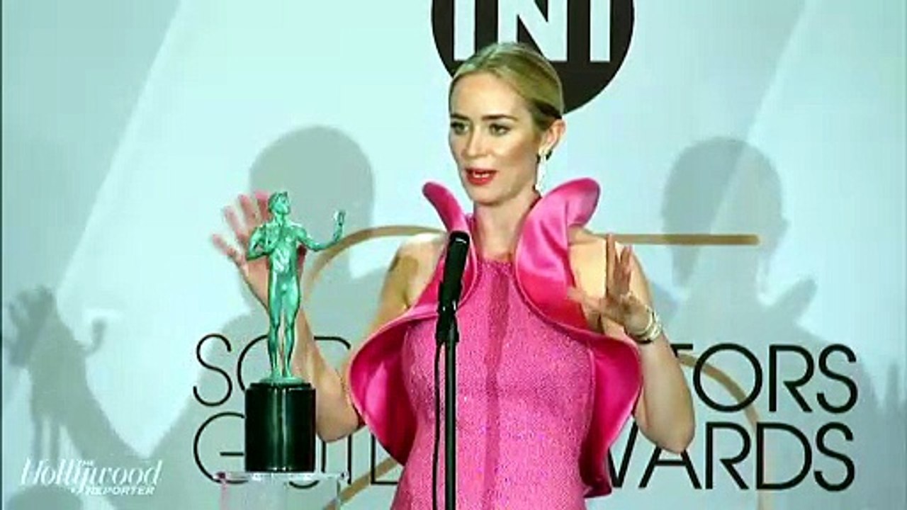 Emily Blunt Talks Working with Husband John Krasinski Backstage at SAG Awards 2019 [Full Movie]
