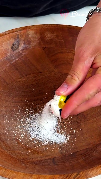 Sofa Cleaning Trick 🧼