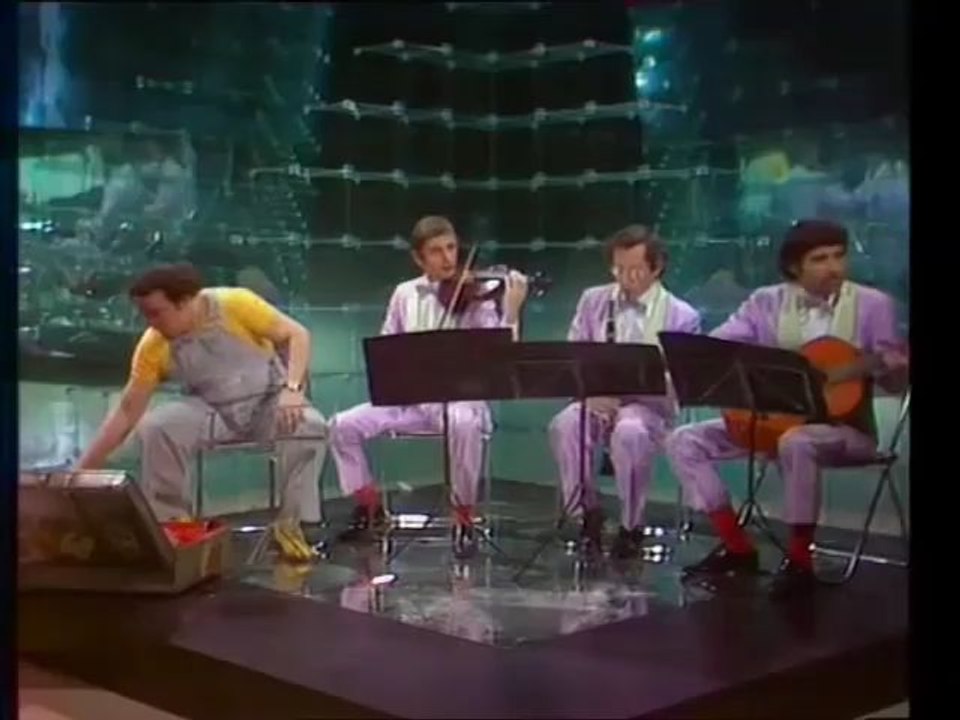 Coluche * CLIN D'OEIL HOMMAGE 2026 - 40 ans déjà (6/7) - Le temps des cerises (1975)