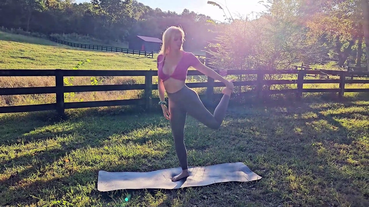 Positive Affirmation Yoga Flow 🌞 Feel Good All Day