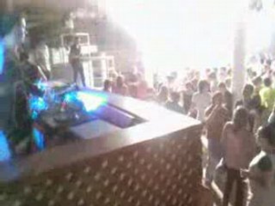 name of track amnésia