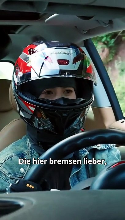 (Synchro)Die letzte Kurve | Das Minidrama | Delust Language