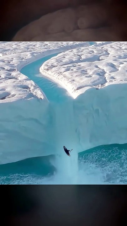 The Kayaker Who Leaped Off a 20 Meter Ice Waterfall in the Arctic