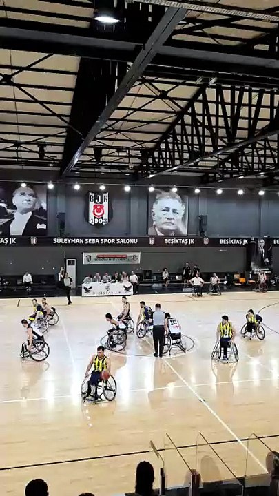 Maç Başladı, Saldır Beşiktaş'ım - Beşiktaş v Fenerbahçe İstanbul Jet - Tekerlekli Sandalye Basketbol Süper Ligi Play-Off Finali 2. Maç
