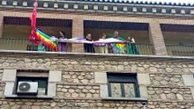 Bandera Lgtbiq+ en CCOO