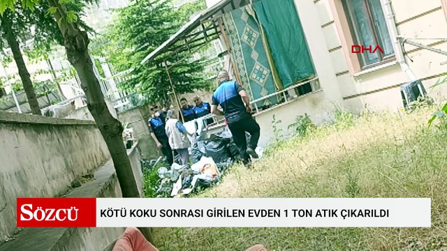 Kötü koku sonrası girilen evden 1 ton atık çıkarıldı