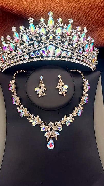 👑 Bride-to-Queen Transformation with This 3-Piece Crown Set ✨