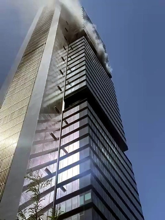 Incendio en una de las 4 torres de Madrid