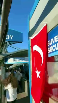 Yine metrobüs yine arıza! Çile İstanbul çile